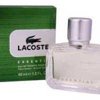 Lacoste Essential